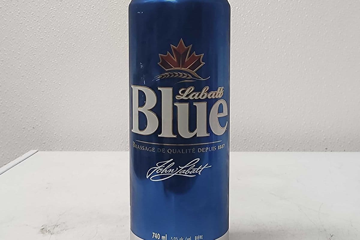 Labatt Blue (1 x 740 ml Tall Can)