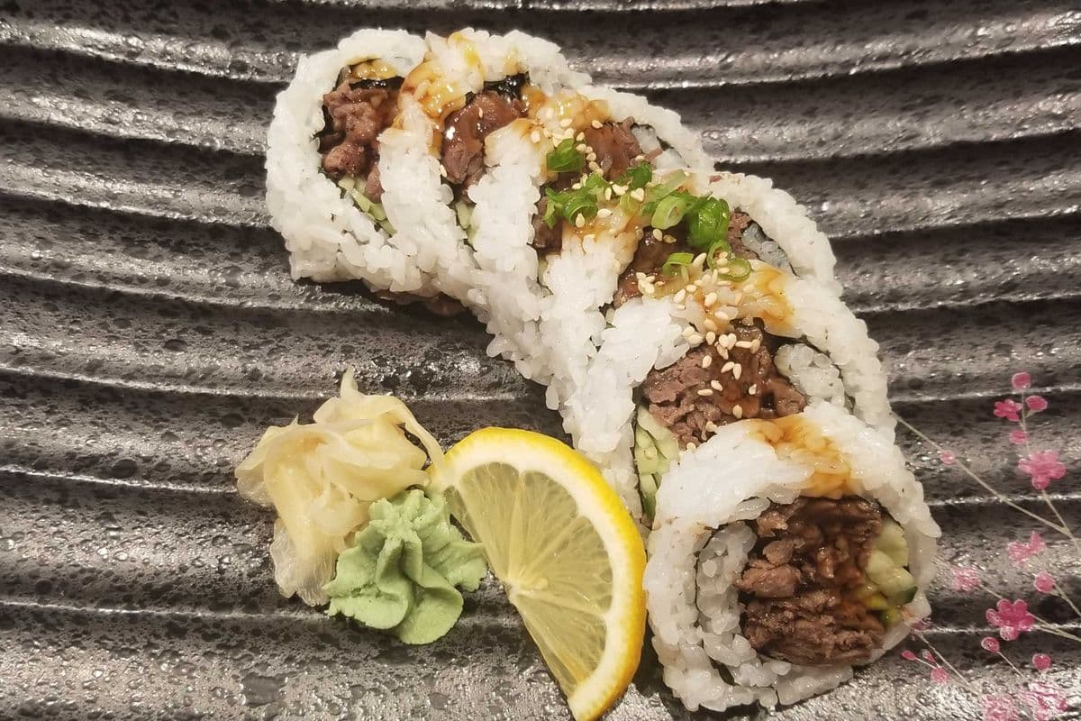 Beef Roll (6 pcs)