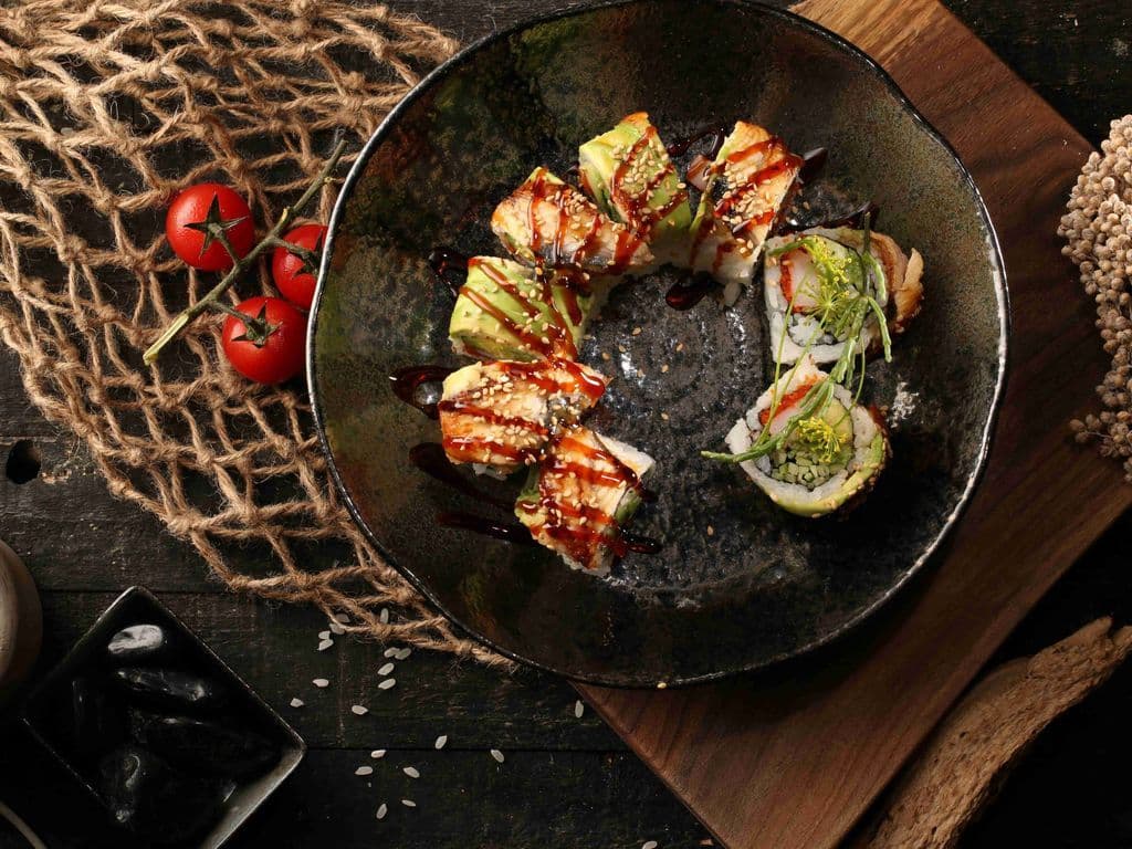 Black Dragon Roll [8pc]