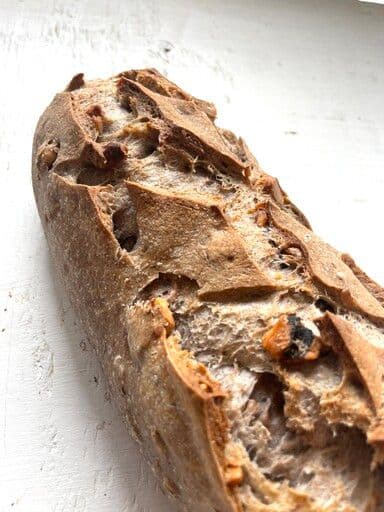 Pain aux noix de Grenoble / Grenoble walnut bread