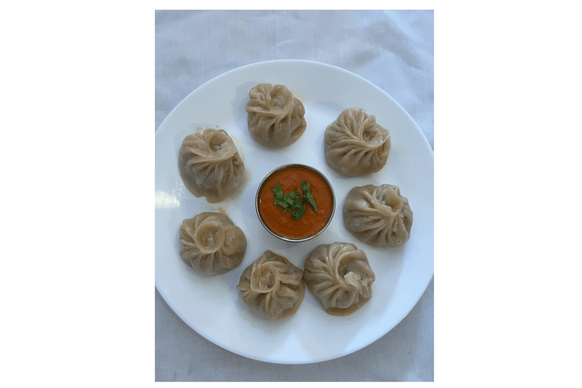 Steamed Chicken Momo (8 pcs)