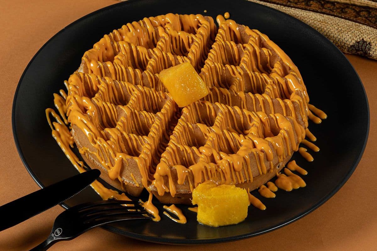Mango waffle