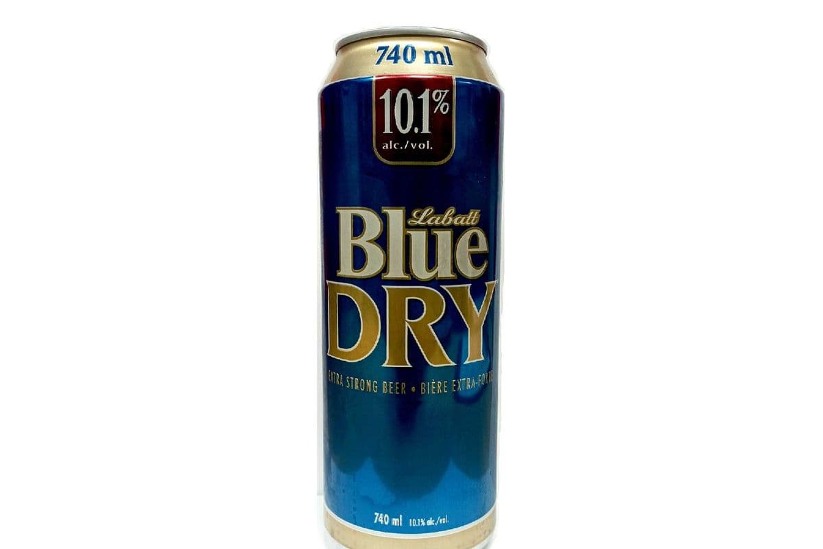 Labatt Blue Dry Extra Strong (1 x 740ml can) (1 x 740 ml)