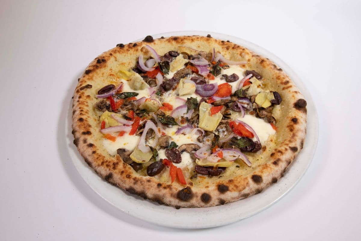 15"+ Grande Primavera Pizza