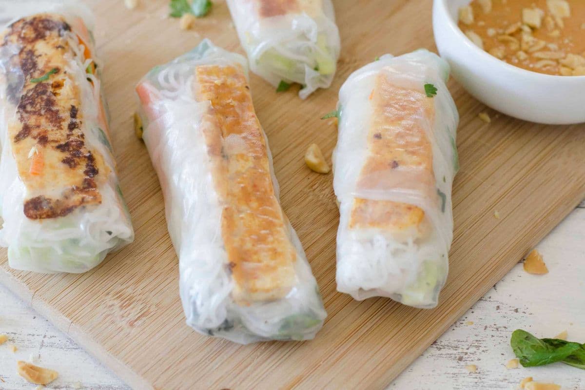 601. Fresh Tofu Roll (2 pcs)