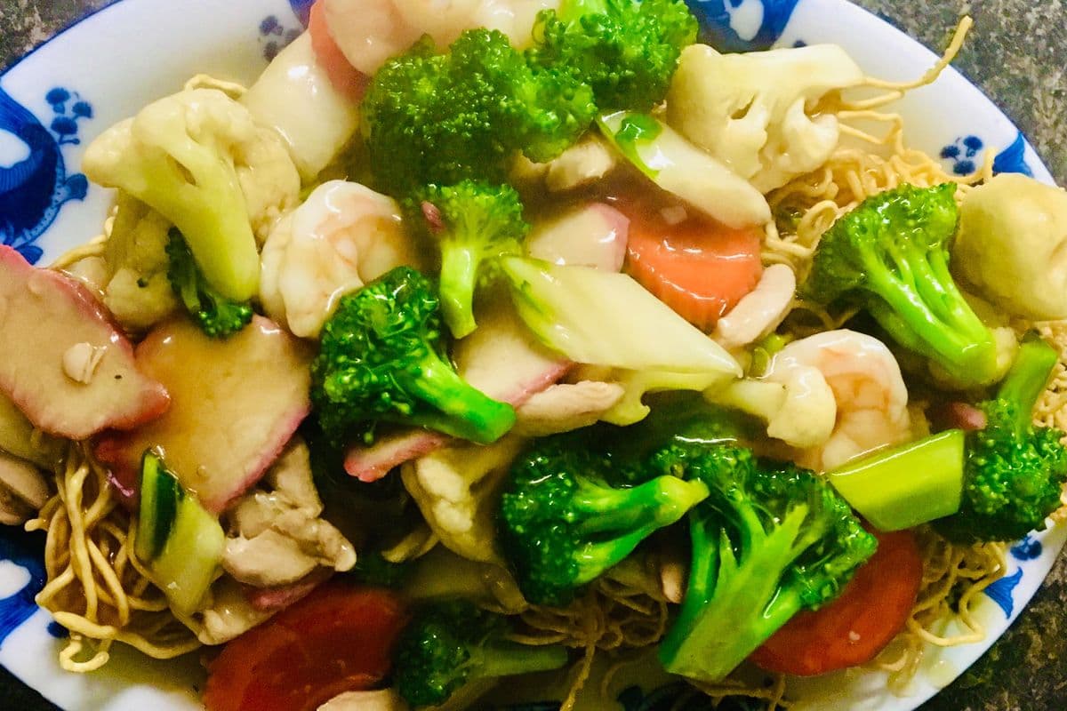 Special Cantonese Chow Mein (Crispy Noodle)