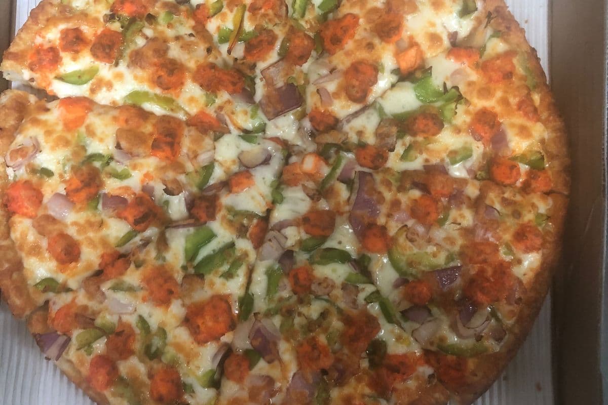 Large Paneer Tikka Special Pizza