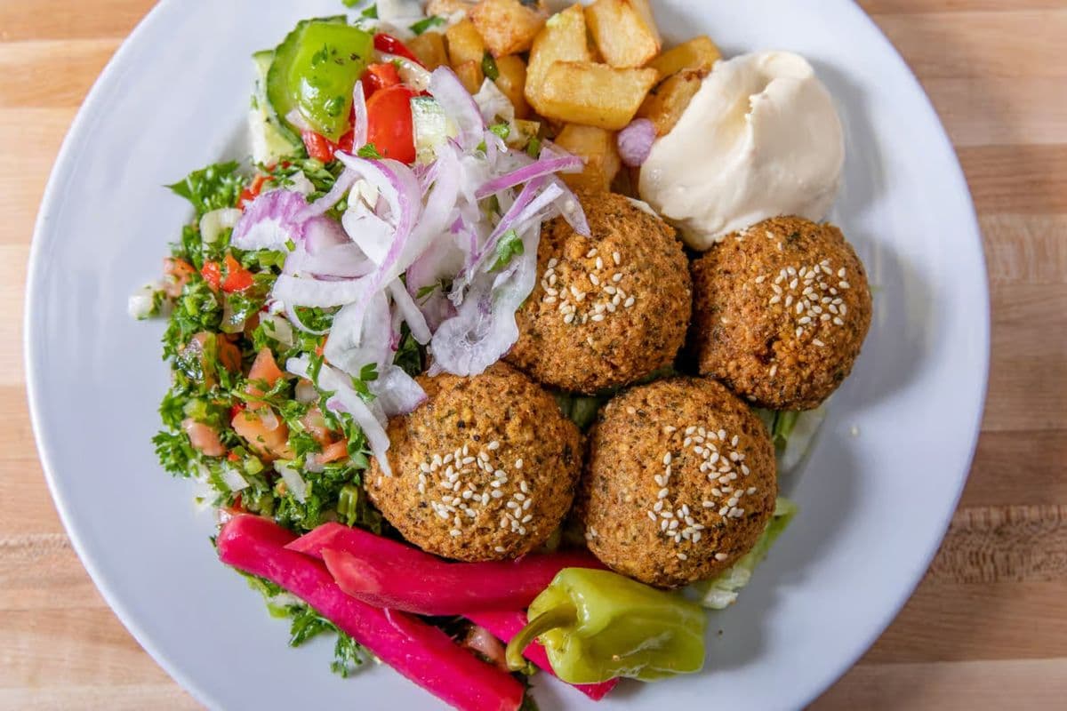 Assiette Falafel (4 mcx) / Falafel Plate (4 pcs)
