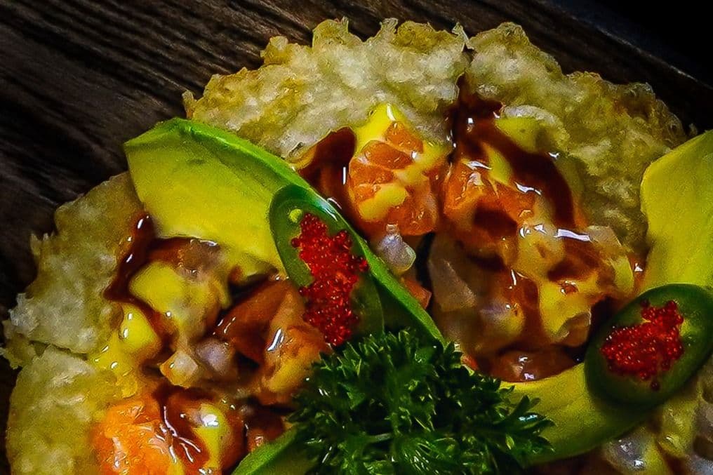 5. Sushi Pizza (4 pcs)