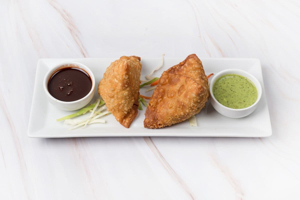 Veg Samosa(2 pc)