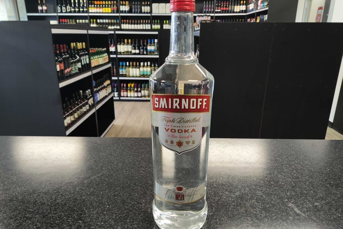 Smirnoff Vodka (1 x 3L Bottle)
