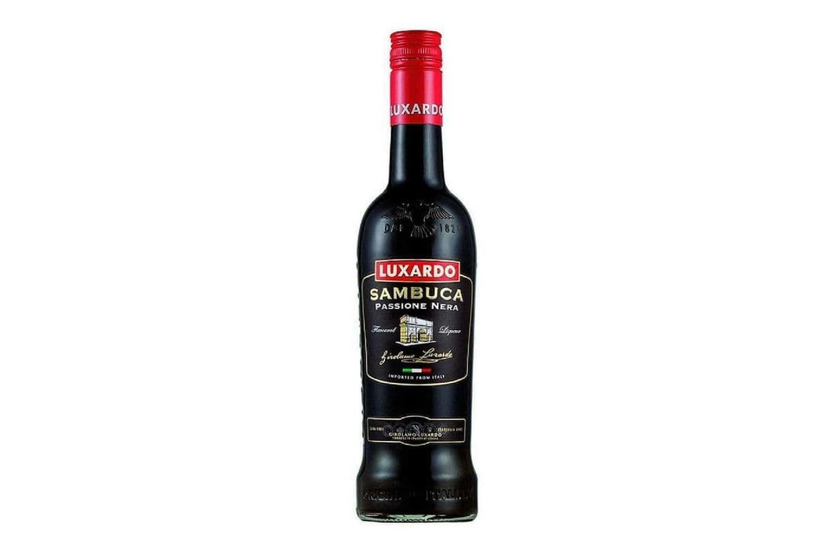 Luxardo Passione Nera Black Sambuca-750ml (1 x 750ml)