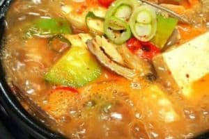 15A. 돼지고기猪肉 酱汤 Pork Bean Paste Soup