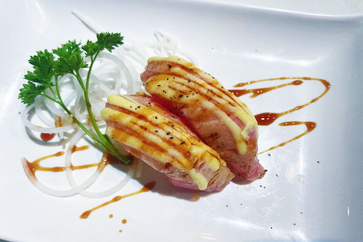 Torched Red Tuna (2pcs)