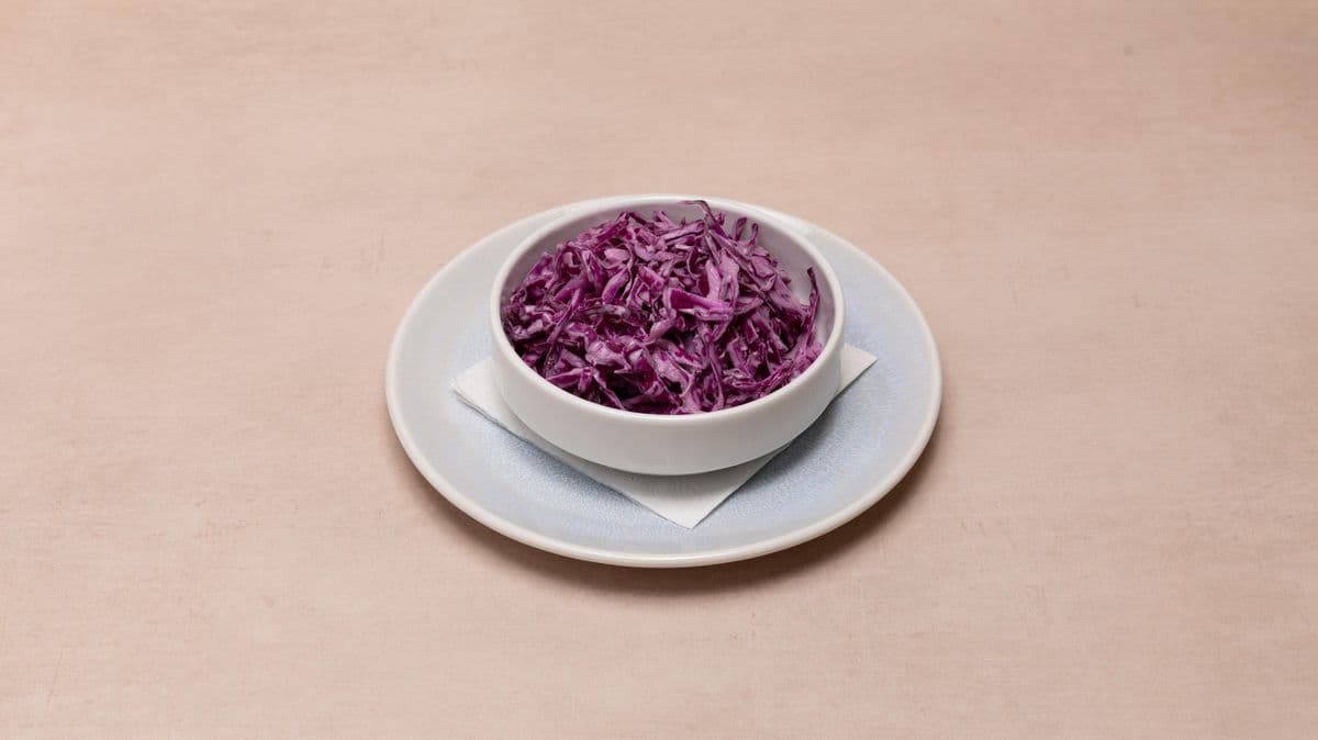 Red Cabbage Slaw / Salade de chou rouge