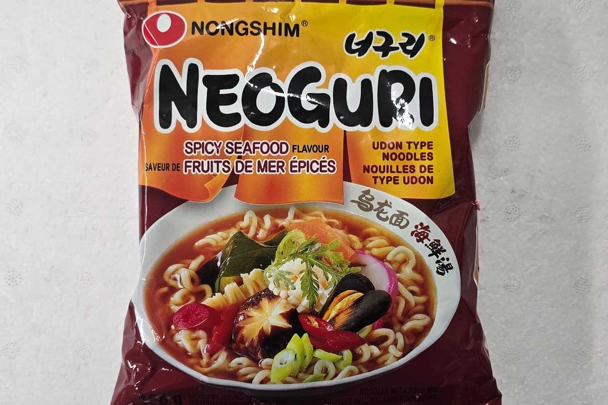 Nongshim Neoguri Spicy Seafood Flavour (120g)
