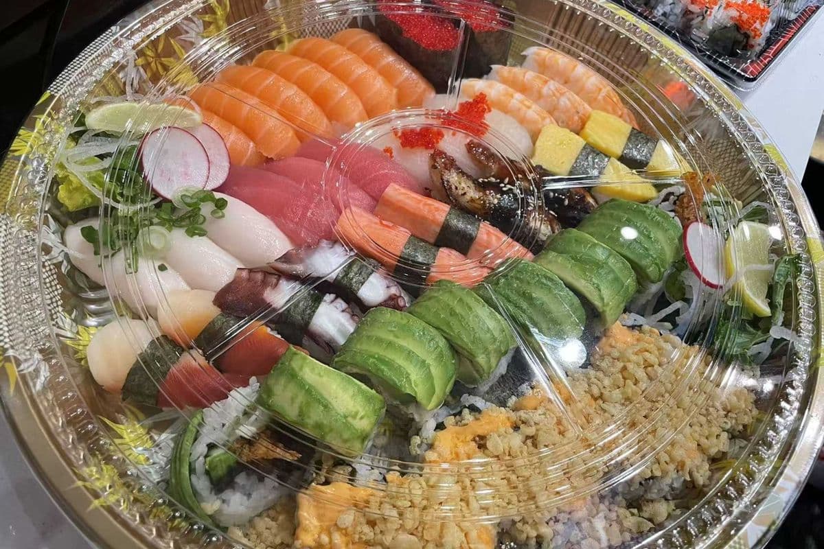 Sushi and Roll Party Tray B (62 pcs)