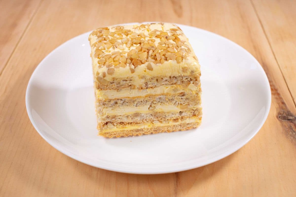 Goldilocks Cake Sansrival