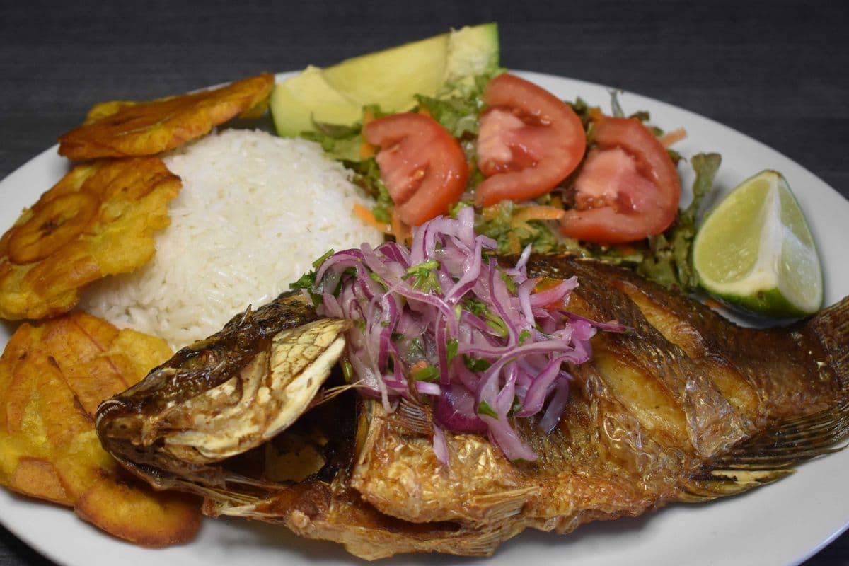 Fried Tilapia - Mojarra Frita SP