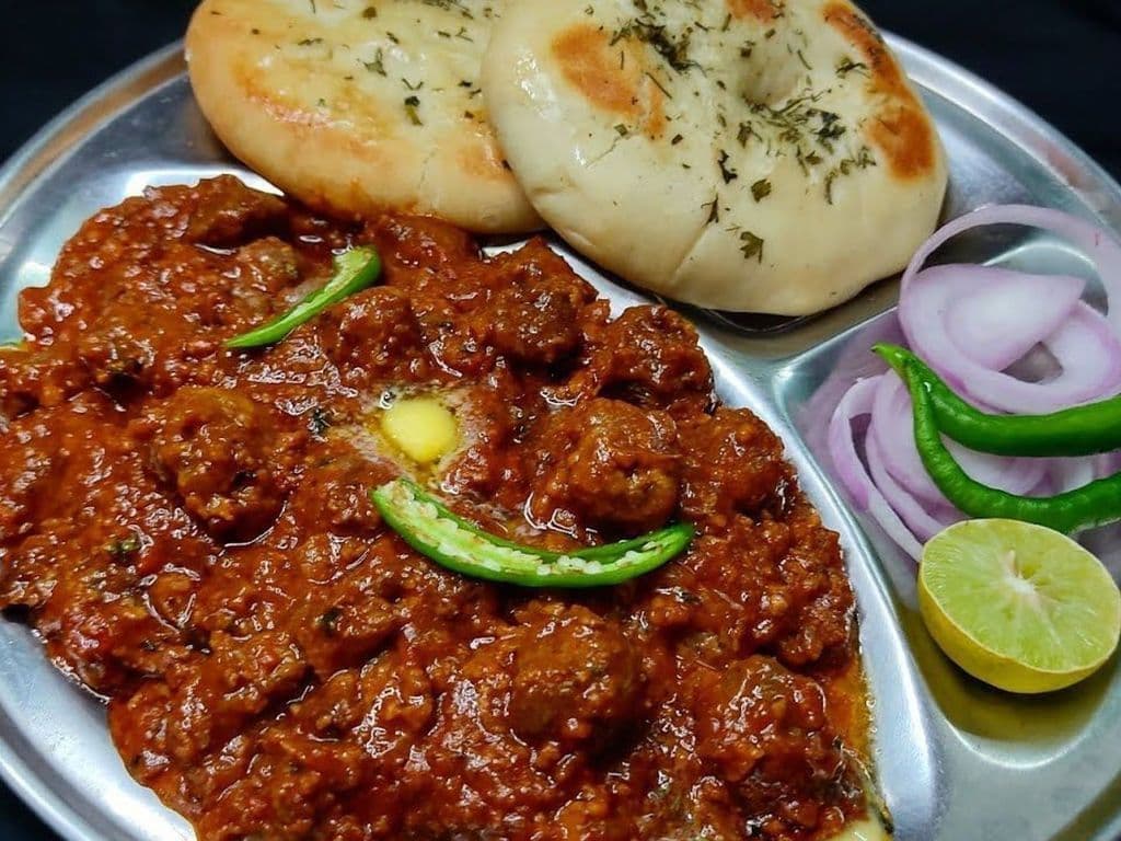 Nutri Keema Kulcha