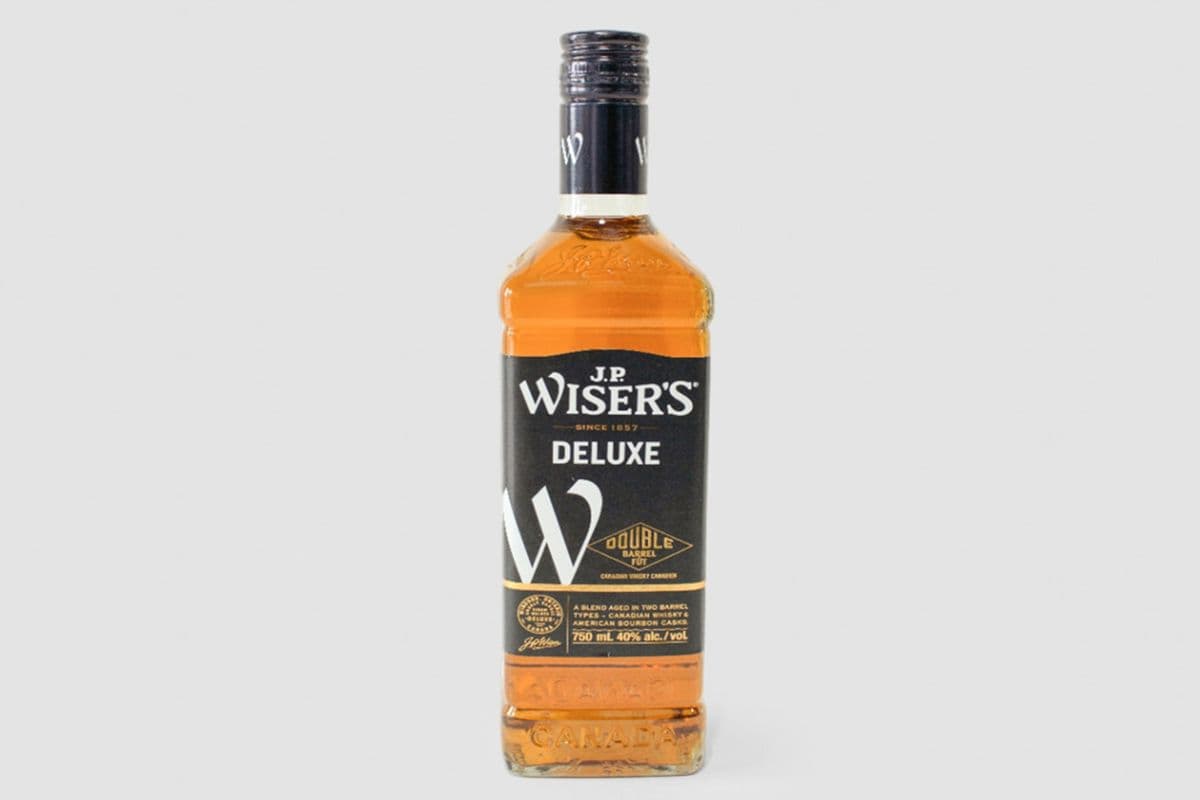 J.P. Wiser's Deluxe Whisky (1 x 750 ml)