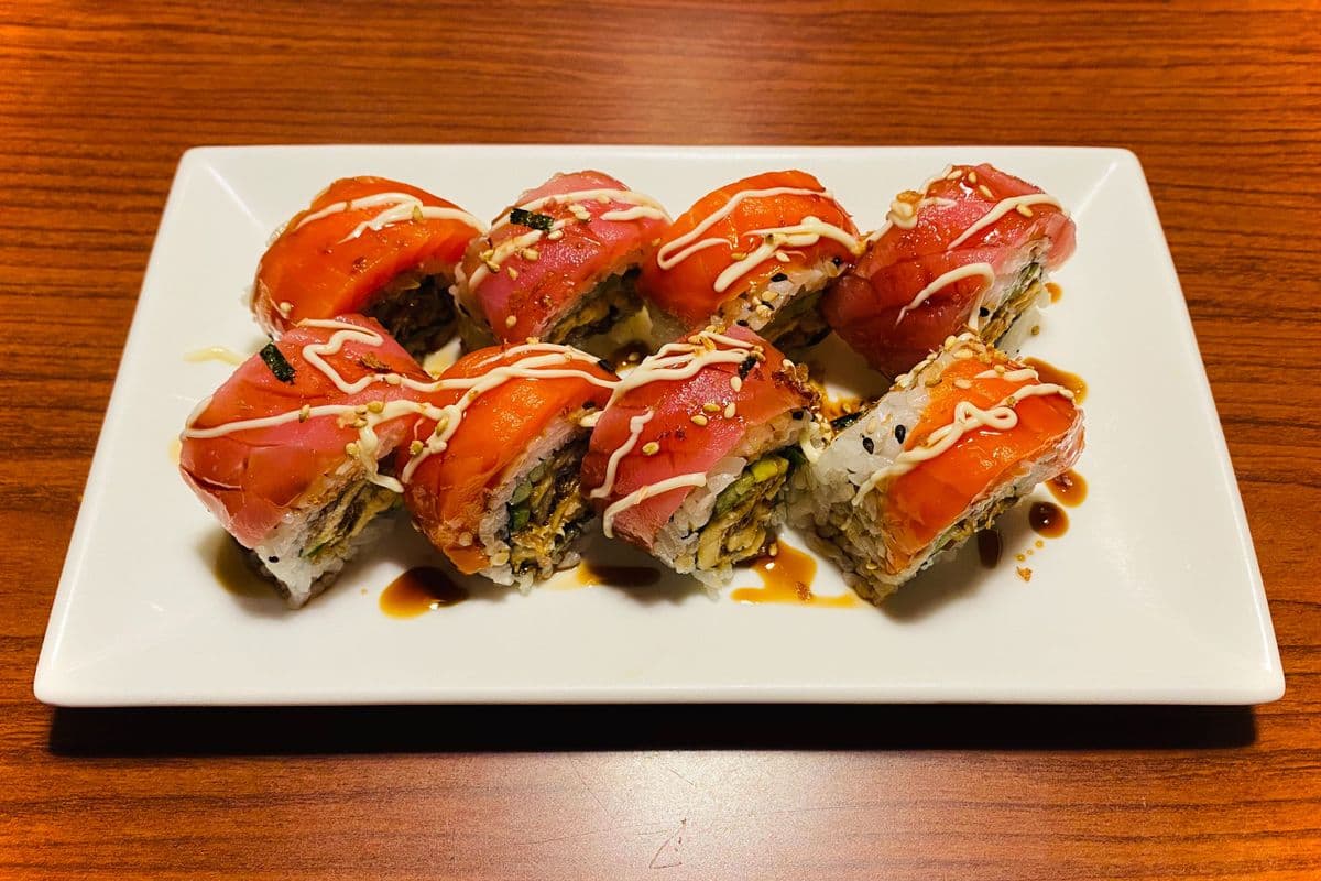 Sunset Roll (8 pcs)