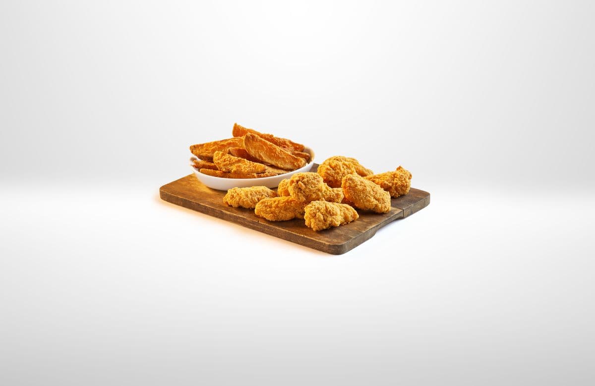 10 Wings & 10 Wedges + 2 FREE Dips