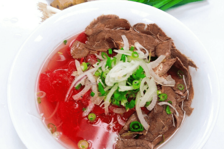 309. Rare Beef and Well-Done Rice Noodle Soup - Pho Tai Chin