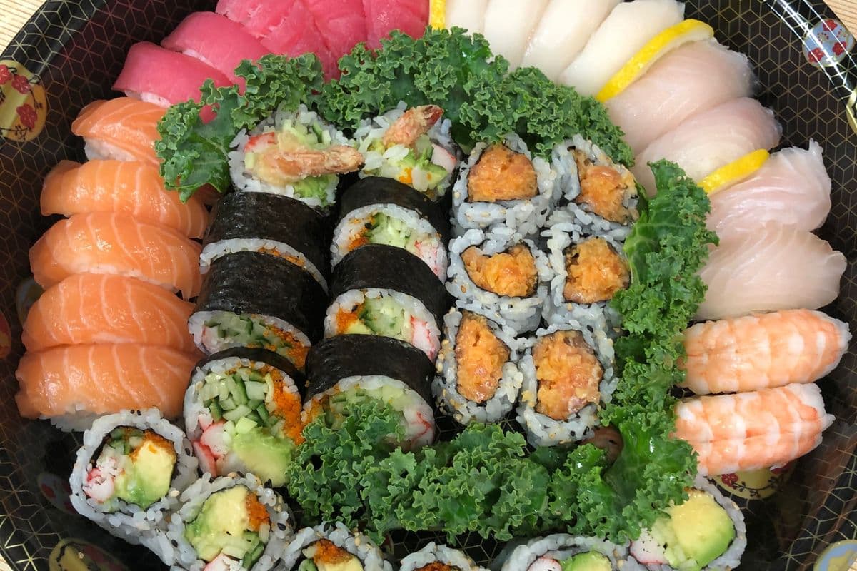 Sushi 40 Combo