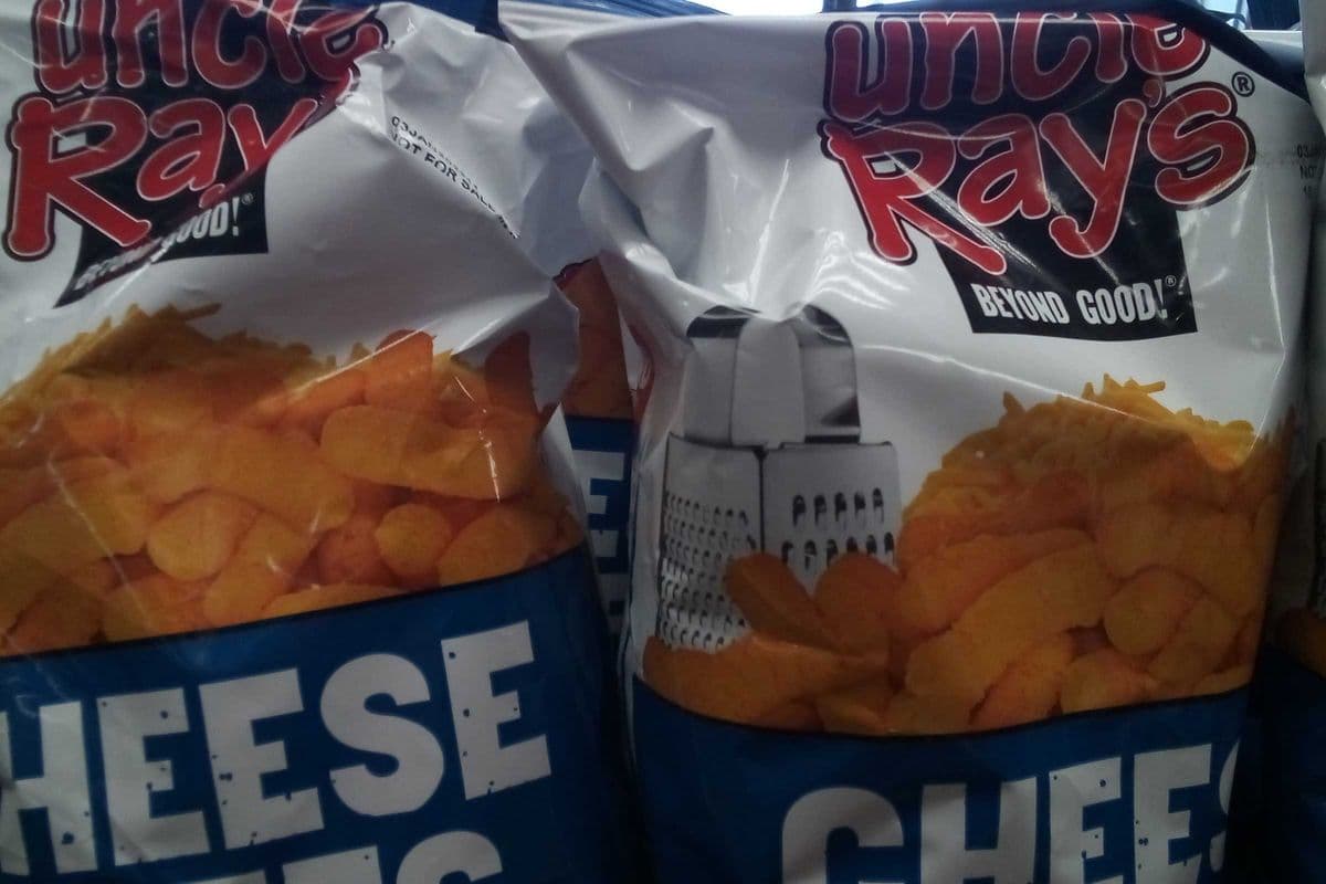 Uncle Ray's- Cheese Puffs (102 g)