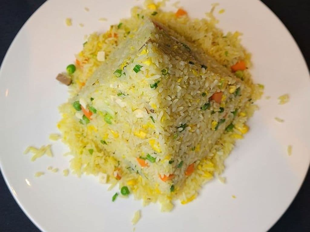 Mixed Vegetable Fried Rice with Egg/D126