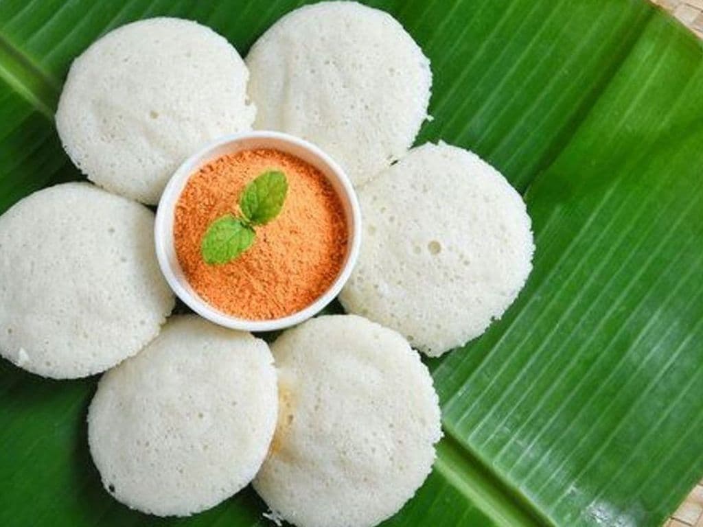Idli (4Mcx) / Idli (4 Pc)