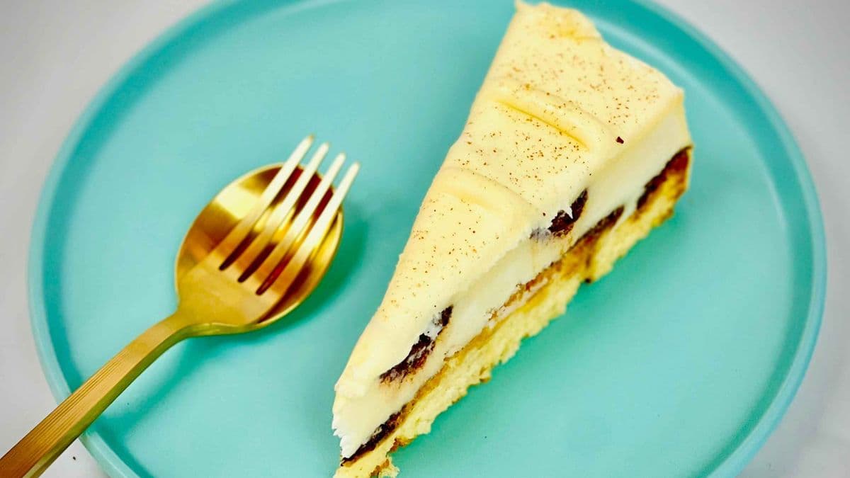 Cinnamon Bun Cheesecake