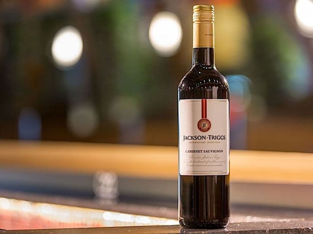 Jackson-Triggs Cabernet Sauvignon, 750ml red wine, (12.5% ABV)