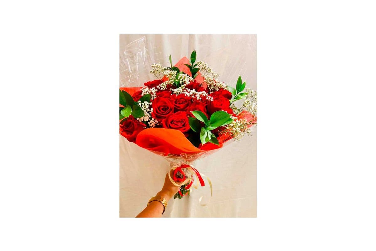 Ace 25 Premium Red Roses Bouquet