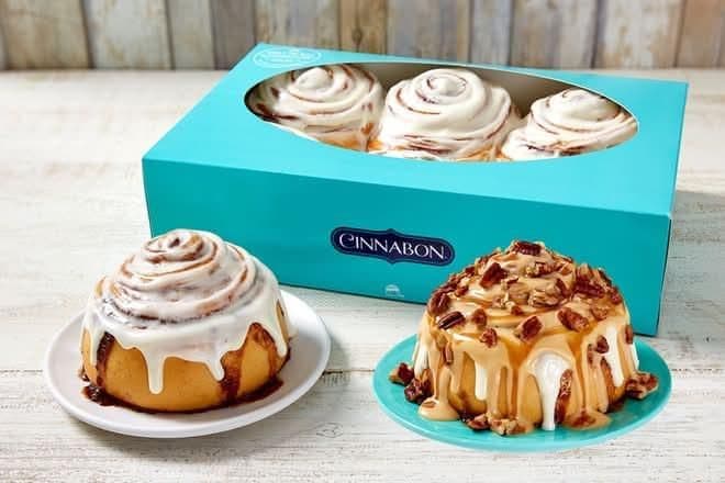 6 Pack Classic Original and Caramel Pecan Combo