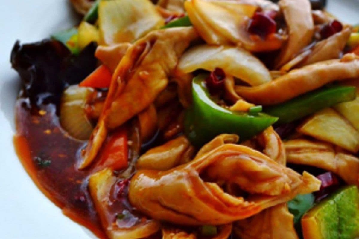 103. Deep Fried Pork Intestine (Hot)