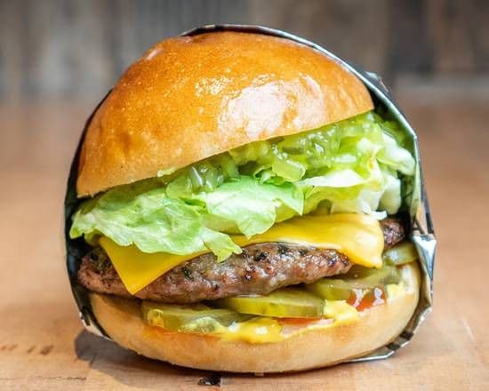 Burger le classique / The Classic Cheese Burger