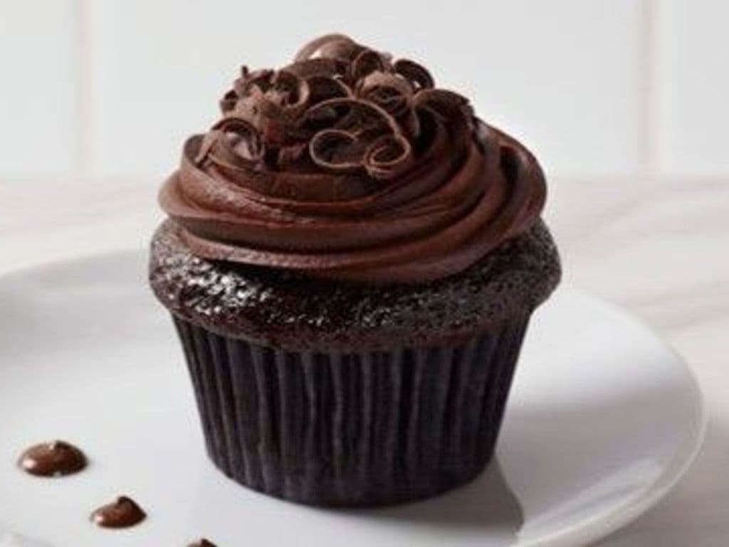 Blackout Cupcake