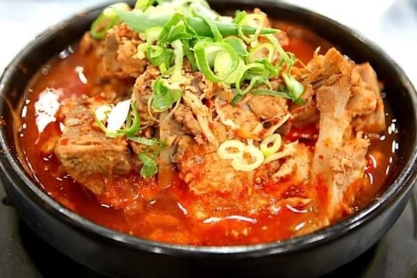 51. Ragout de pomme de terre et longe de porc pour deux / Pork Back Bone Stew for Two