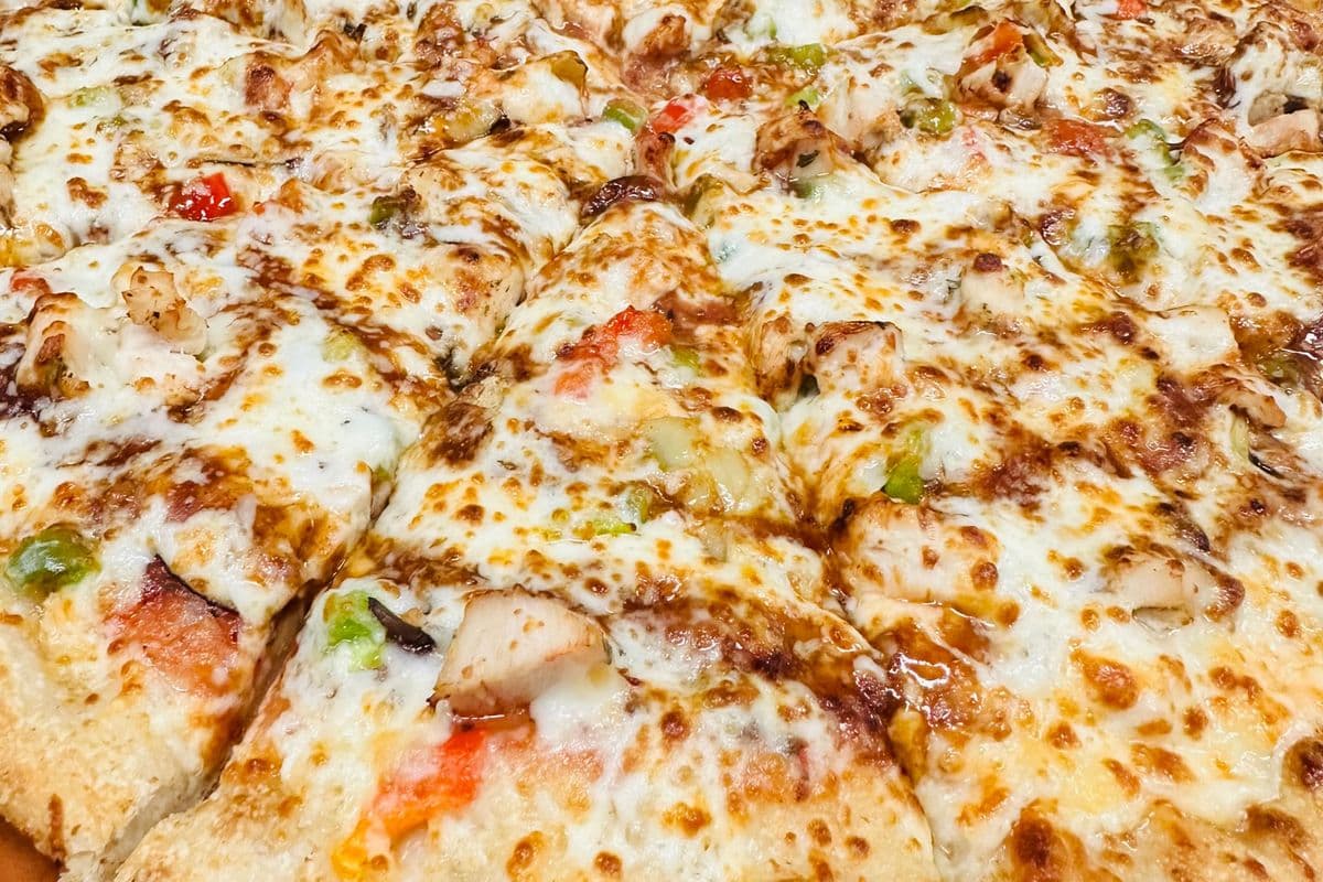 Large B.B.Q Paneer Pizza