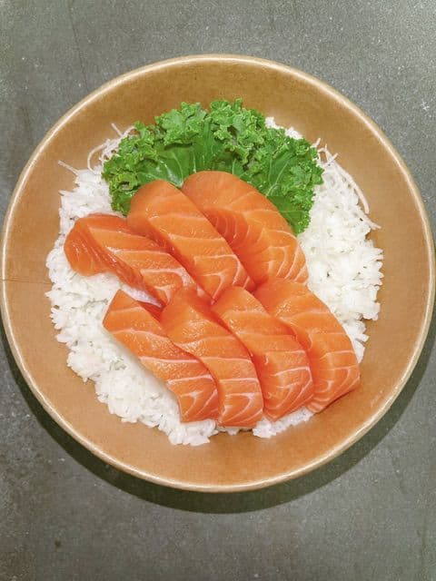 Salmon Rice Bowl / 三文鱼饭