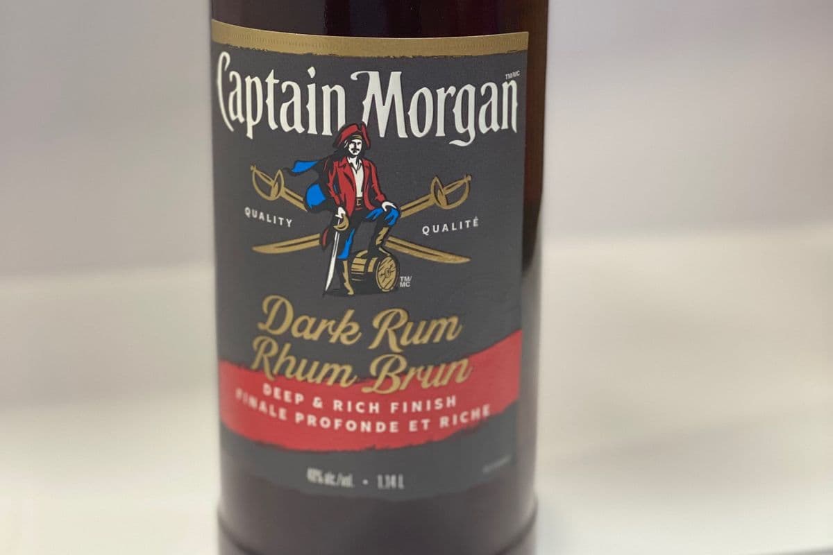 Captain Morgan Dark Rum 1.14L (1 x 1.14 L)