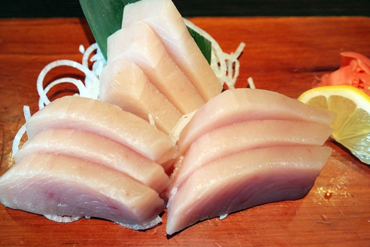 Tuna Sashimi (9 pcs)