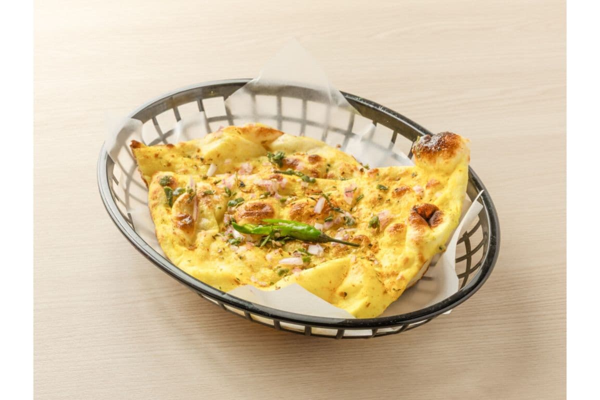 Chilli Garlic Onion Naan