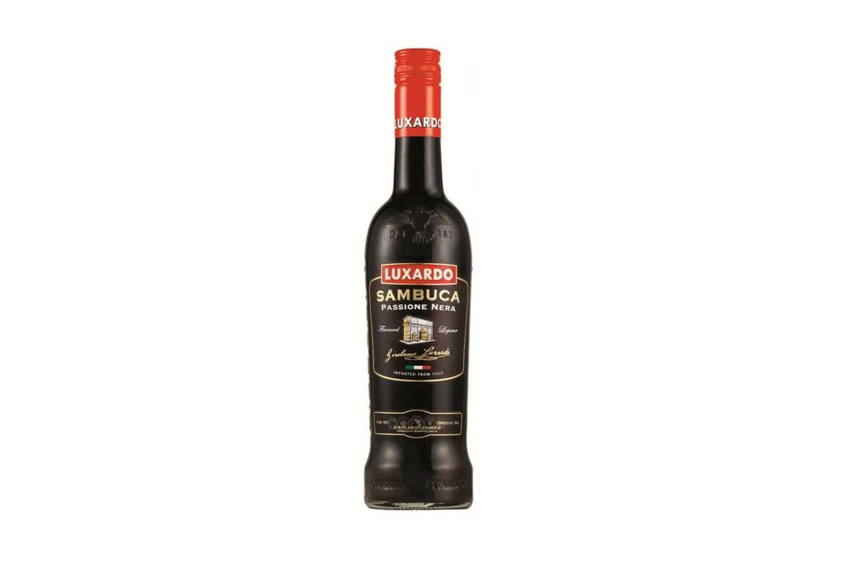 Sambuca Passione Nera - Luxardo (1 x 750 ml)