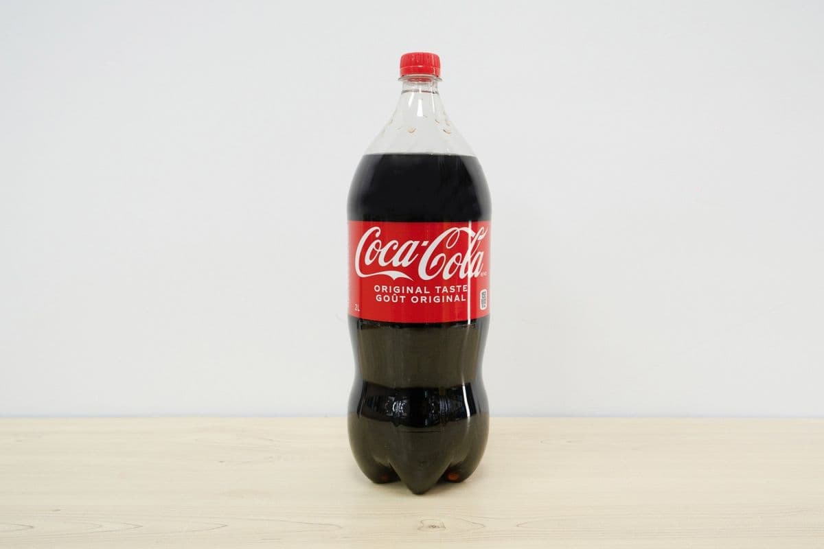 Regular Coke (2 L)
