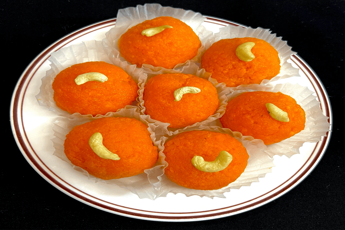 Moti Choor Laddu (1lb)
