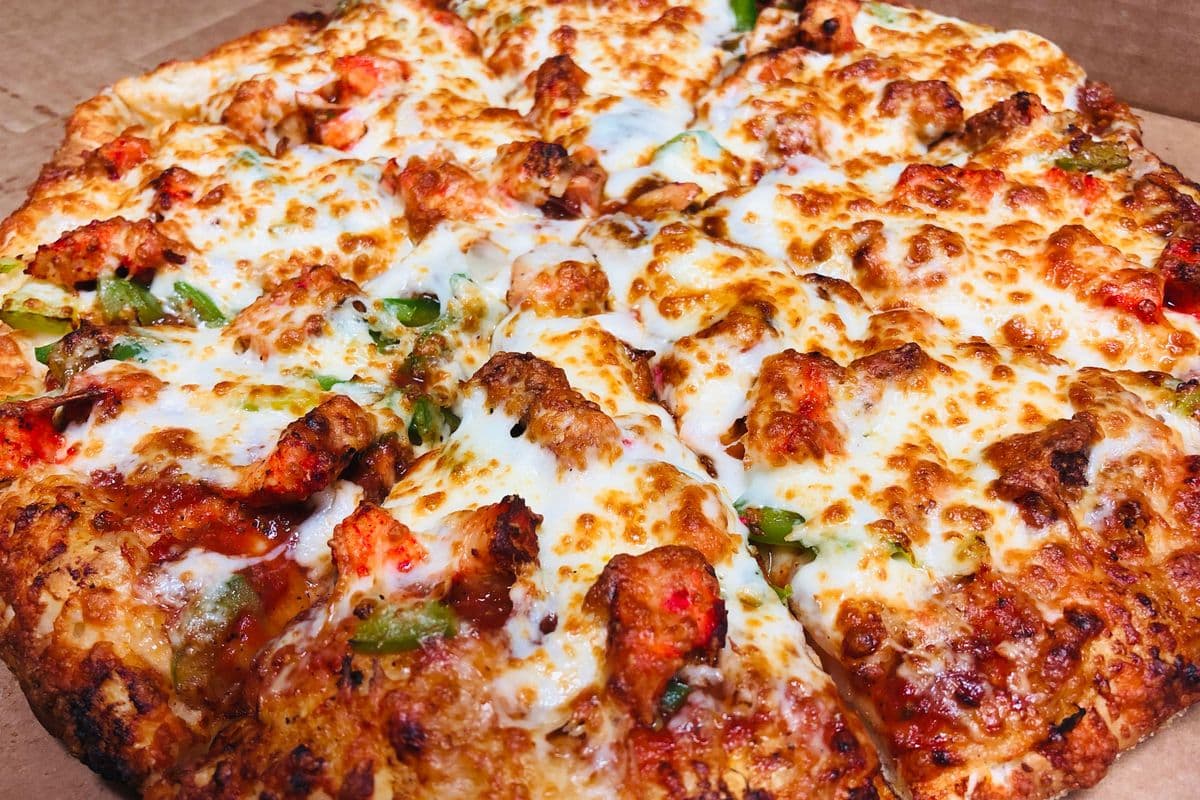 14" Large Tandoori Chicken Pizza