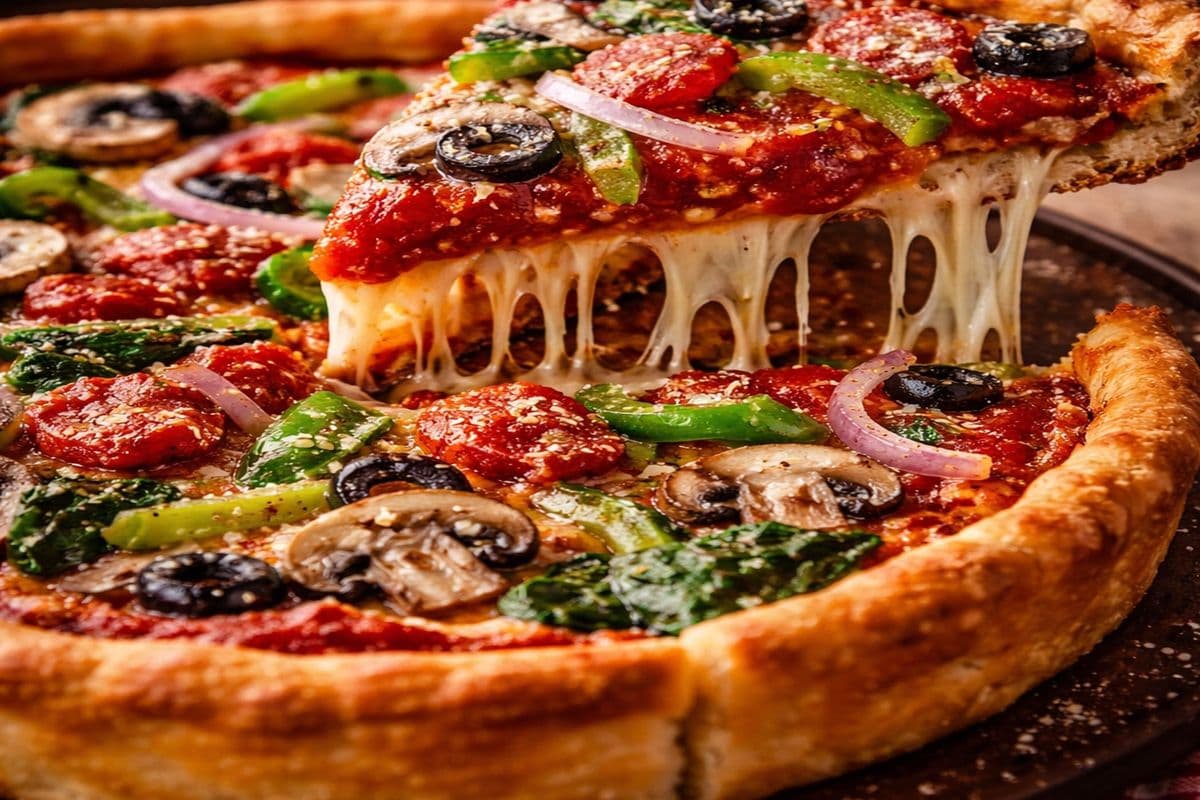 Small Deepdish Veggie Pizza